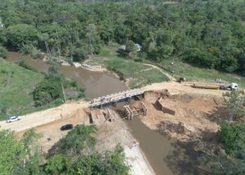Governo do Acre e Deracre vistoriam construção da Ponte do Viola em Mâncio Lima e Rodrigues Alves