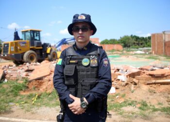 Policia Militar cumpre ordem de reintegração de posse em terrenos ocupados irregularmente na Cidade do Povo