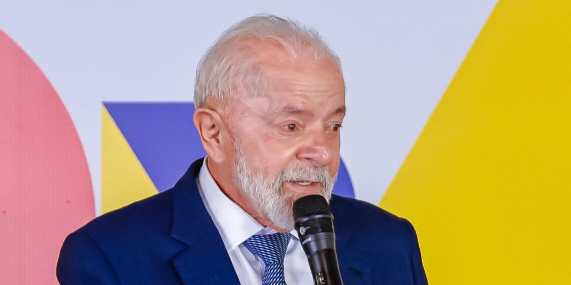 Governo Lula rebate declaração de Trump sobre dependência do Brasil