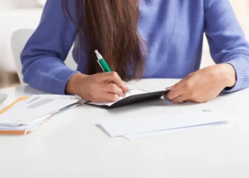 Por que mulheres passaram a contratar mais seguro de vida?