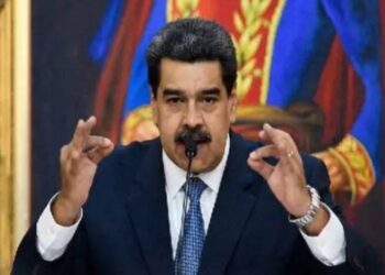 Venezuela determina fechamento da fronteira com o Brasil até segunda-feira