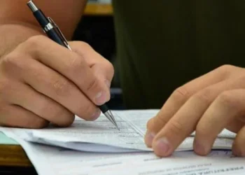 Prefeitura abre concurso público com 19 vagas; salários chegam a quase R$ 7,5 mil