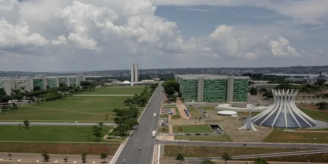 STF: Poder Público não é responsável direto por dívida de terceirizada