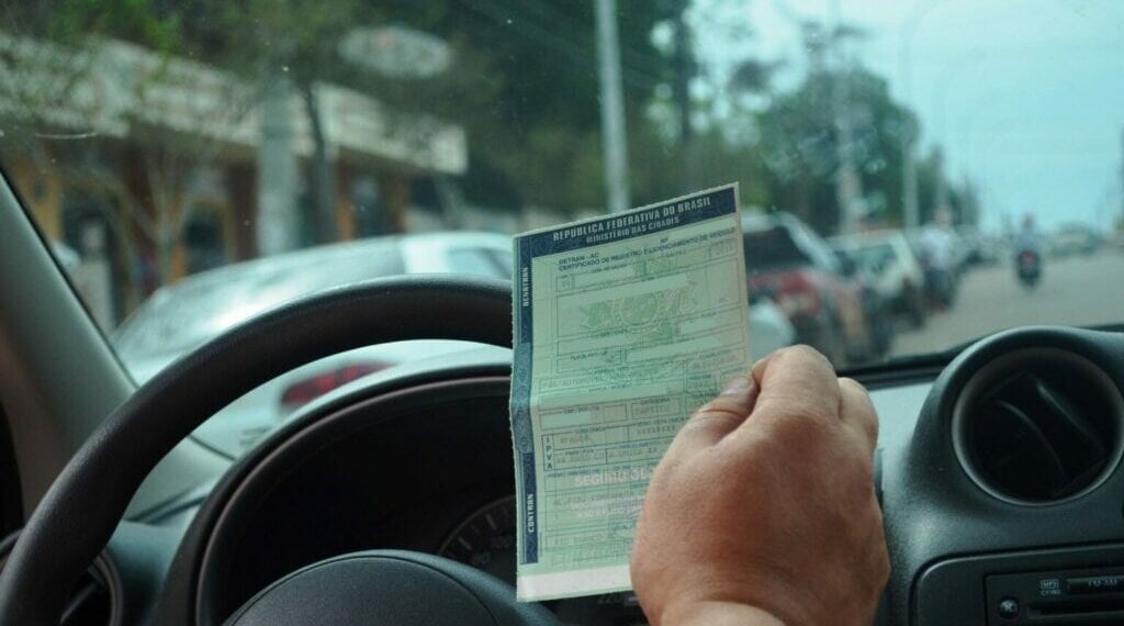 Prazo de pagamento do IPVA para veículos com placa de final 3 e 4 vai até sexta, 28