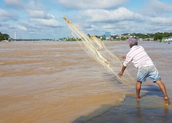 Pescadores de Cruzeiro do Sul enfrentam Atrasos no Seguro-Defeso