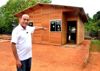 MERA PROPAGANDA A CONSTRUÇÃO DE 1001 CASA POPULARES PELA PREFEITURA DE RIO BRANCO