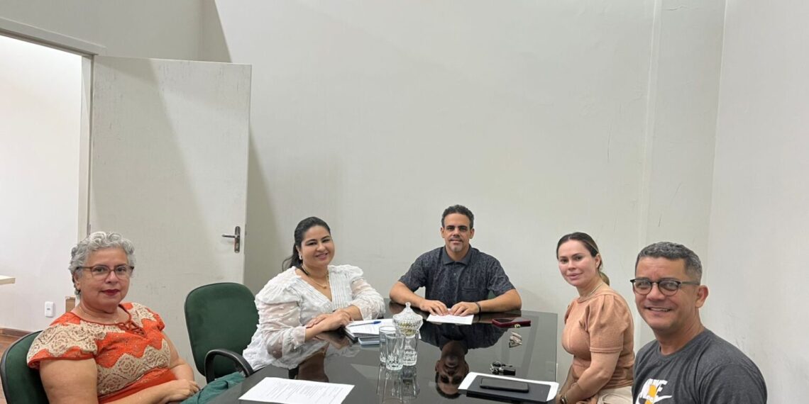 Fapac e Sesacre alinham estratégias para lançamento da chamada pública do Programa de Pesquisa para o SUS
