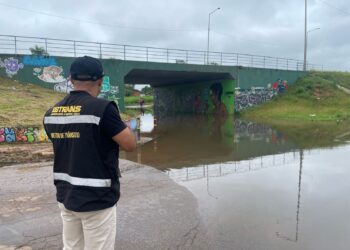 Prefeitura de Rio Branco monitora locais alagados para interdição de vias