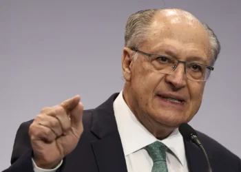 “Se fizer olho por olho, vai ficar todo mundo cego”, diz Alckmin