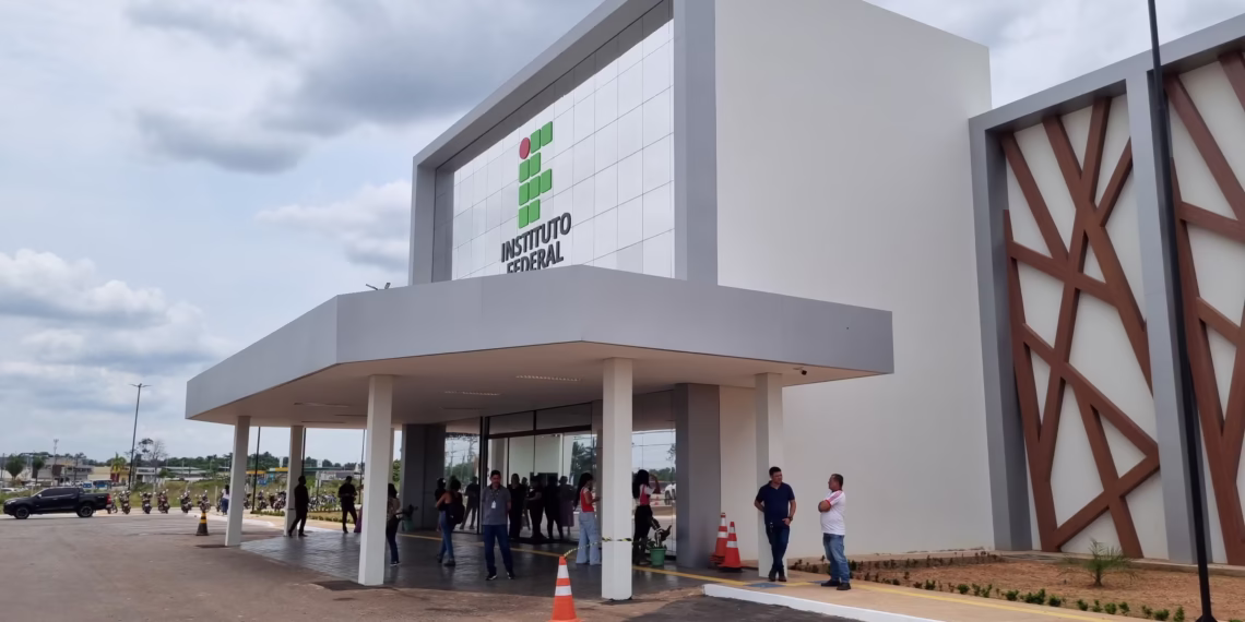 Ifac abre inscrições para pós-graduação EaD em educação profissional e tecnológica com 150 vagas