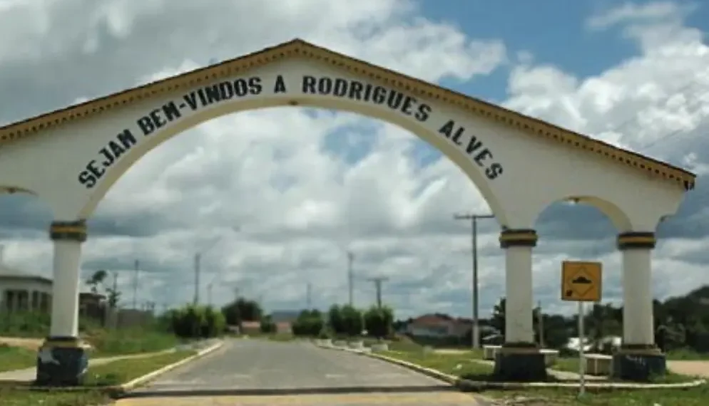 Prefeitura de Rodrigues Alves inicia convocação de aprovados em seletivo da Educação