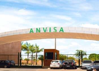 Anvisa proíbe pomada cicatrizante pós-tatuagem; saiba qual