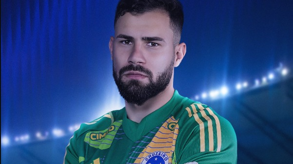 Cruzeiro anuncia contratação de goleiro Matheus Cunha, ex-Flamengo