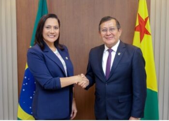 Integração Brasil-Peru: Mailza Assis e deputado peruano discutem estratégias para ampliar exportações via Acre