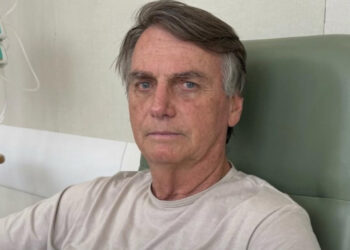 Bolsonaro melhora da função renal, mas ainda não tem previsão de alta da UTI