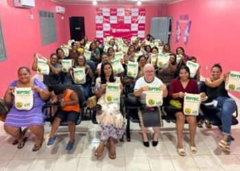 Programa Mulheres Mil transforma a vida de moradoras do interior do Acre com cursos gratuitos do Ieptec