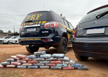 PRF apreende 34 kg de skunk escondidos em lataria de veículo no Acre