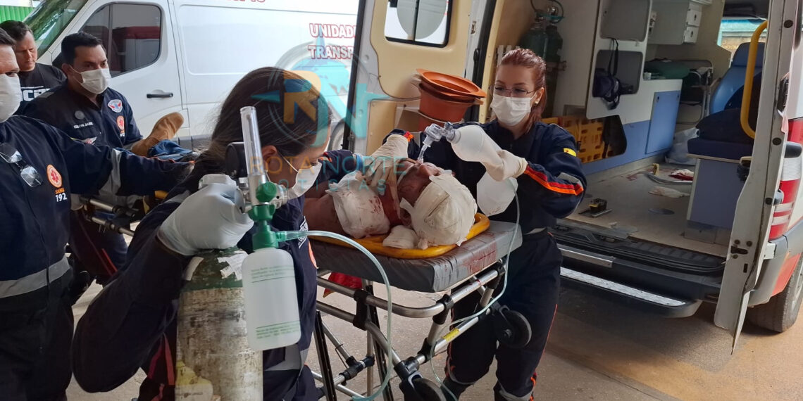 Motociclista sofre grave traumatismo craniano após atropelar adolescente em Rio Branco