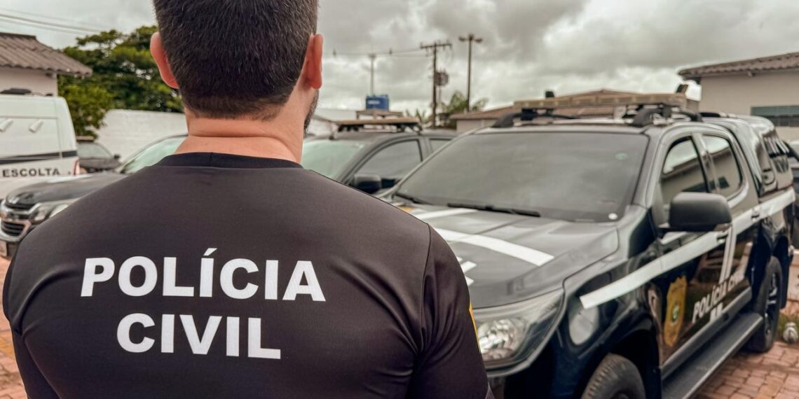 Polícia Civil prende casal investigado por extorsão e ameaças após furto de motocicleta em Rio Branco
