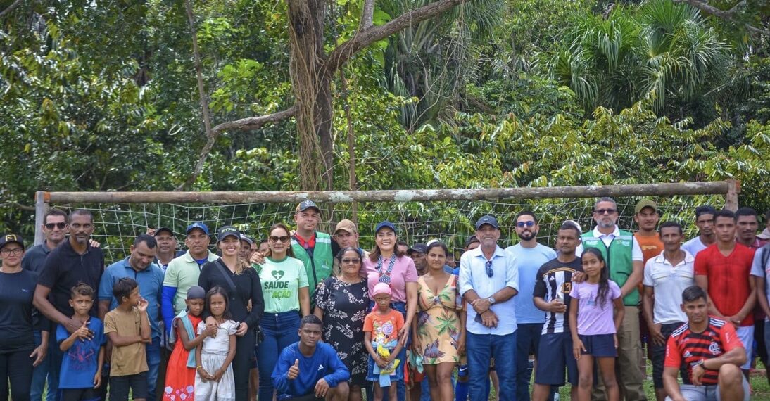 Mailza Assis é a primeira governadora a visitar a Comunidade Bom Sossego