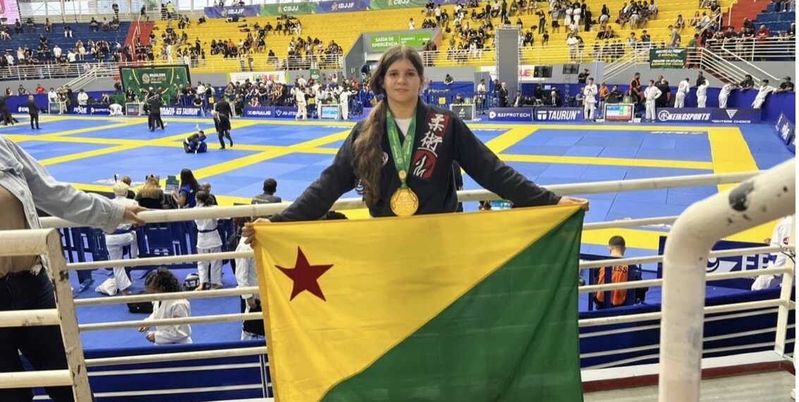 Estudante de Cruzeiro do Sul conquista o ouro no Brasileiro de Jiu-Jitsu com apoio do Estado