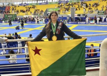 Estudante de Cruzeiro do Sul conquista o ouro no Brasileiro de Jiu-Jitsu com apoio do Estado