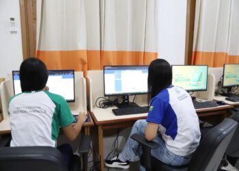 Escola Pedro Martinello é exemplo de que inclusão digital é prioridade do governo do Acre