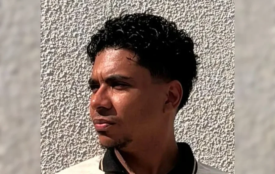Dupla mata homem após perceber que celular roubado não era iPhone