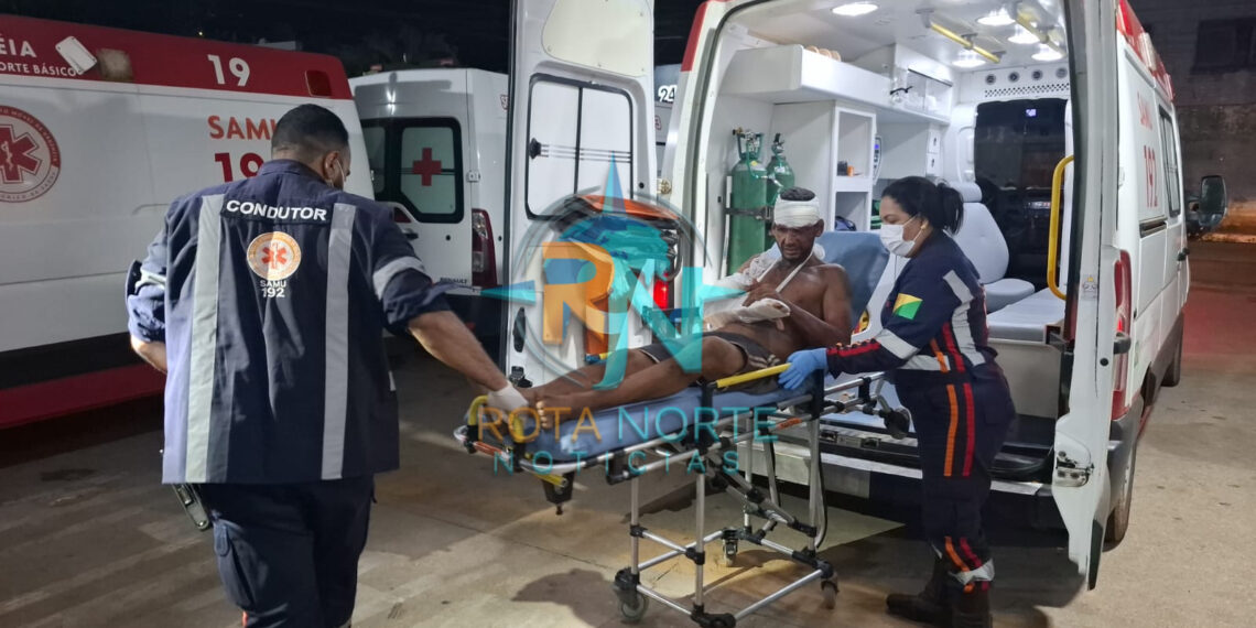 Ataque em praça deixa morador em situação de rua com fratura e ferimento na cabeça