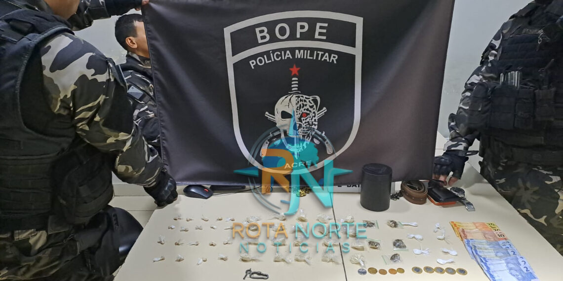 Suspeitos são detidos em área apontada como ponto de tráfico na capital
