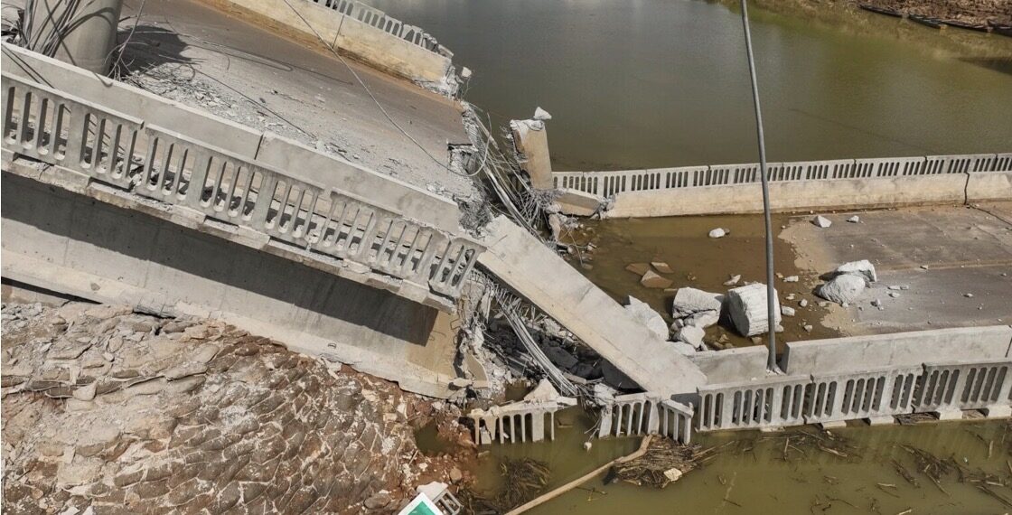Justiça acolhe pedido do Acre e determina ações emergenciais após queda de ponte em Sena Madureira