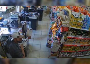 Imagens mostram ação de homem que matou quatro pessoas a facadas em MG. Veja vídeo
