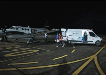 Asas da Esperança: Bebê acreana com cardiopatia grave é transferida para SP em UTI aérea