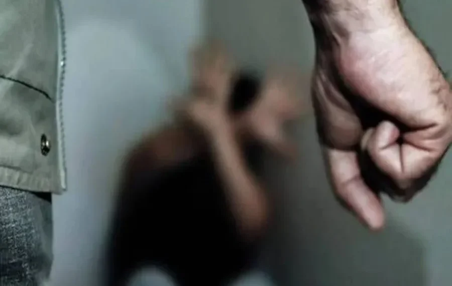 Homem suspeito de estuprar criança é linchado por populares