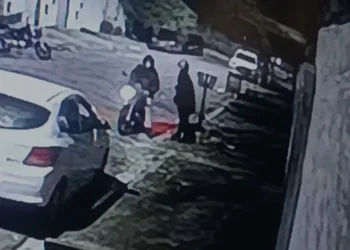 Imagens mostram jovem embarcando em moto por app antes de morrer. Veja vídeo