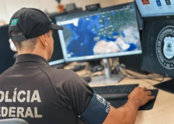 Codinomes e mensagens secretas: como agia grupo alvo de operação da PF