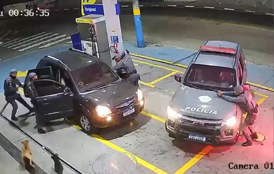 Mantido refém, homem de 62 anos é resgatado e PM prende 2 em Guarulhos. Veja vídeo