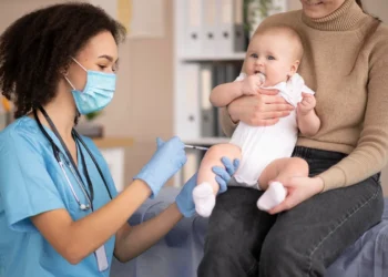 Ministério recomenda vacinar bebês contra sarampo após novos casos