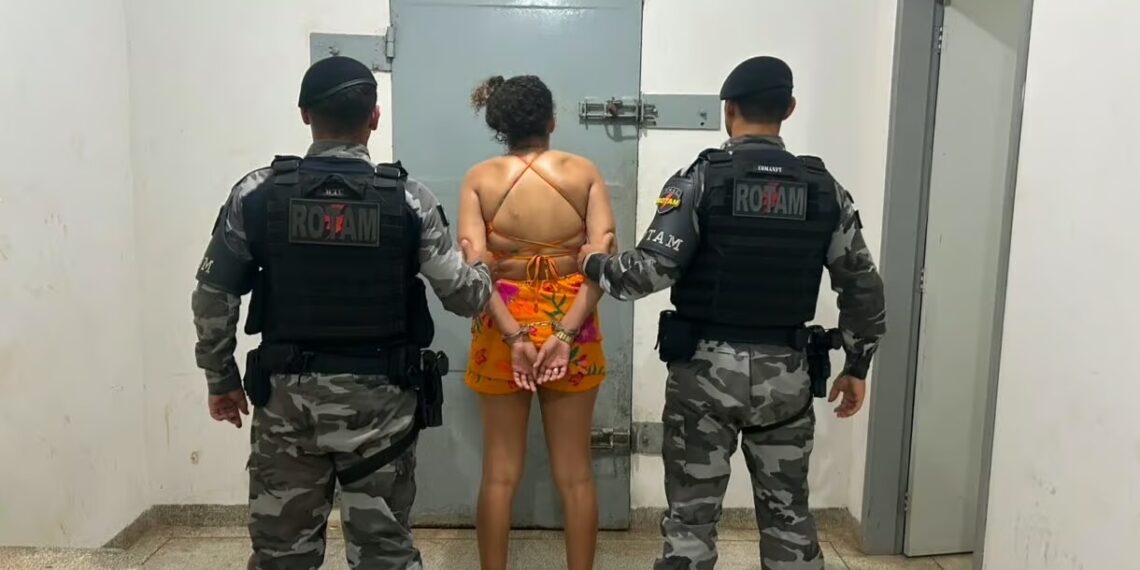 Mulher considerada peça-chave na comunicação entre facções é presa no Acre