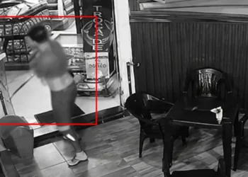 Agente da PRF quebra posto após cobrança de R$ 1 para calibrar Vídeo