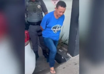 Mulher denuncia companheiro por violência doméstica e acaba presa