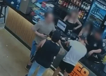 Mulheres ameaçadas por major em bar: “Disse que iria nos descabelar”