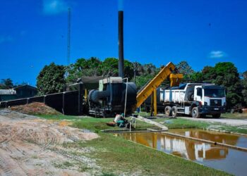 Usina do Deracre em Feijó produz 200 toneladas de asfalto por dia para pavimentação de ruas