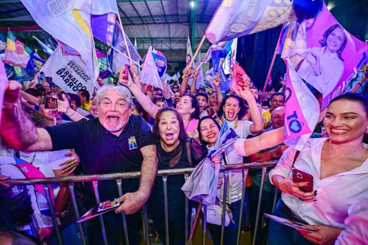 “Não tenho medo de olhar nos olhos das pessoas”, diz Gladson ao relembrar trajetória política