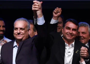 Dino manda PF investigar emendas Pix do vice de Flávio citadas por TCU