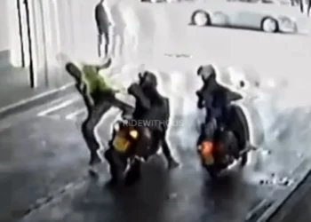 Brasileiro dá “voadora” em ladrão e impede roubo de moto em Londres