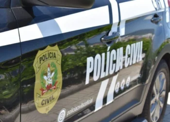 Mulher desliga oxigênio e injeta líquido para matar irmão com câncer