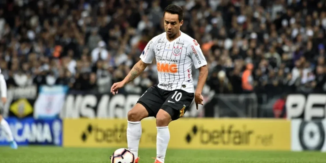 Ex-jogador Jadson é solto menos de 24h após ser preso no Paraná