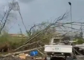 Tornado deixa ao menos 39 feridos na França e 300 casas afetadas