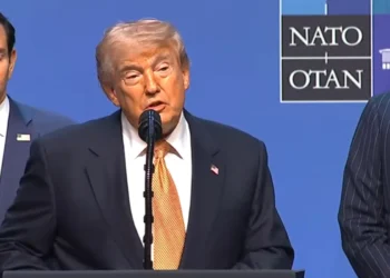 Trump diz que considera o Estreito de Ormuz “território americano”